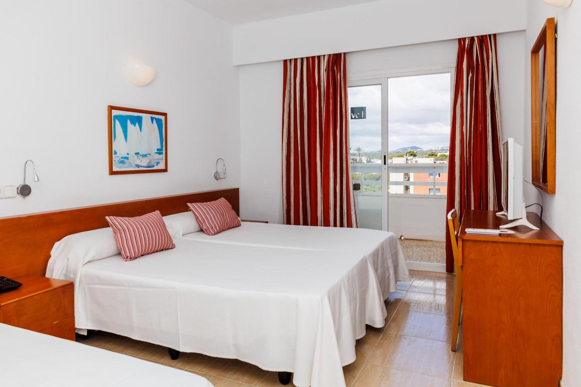 Bellevue Belsana Hotel Portocolom  Exterior photo